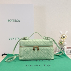 Bottega Veneta Cosmetic Bags